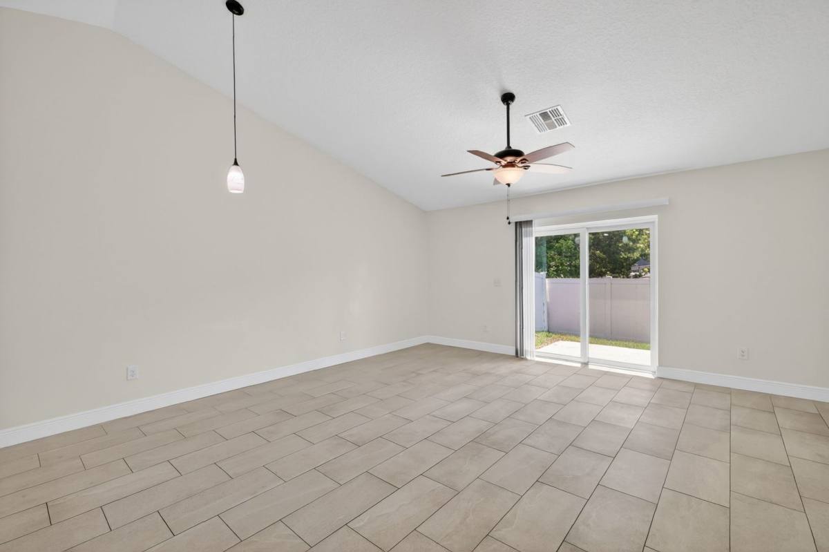 Apartment for rent at 116 Dewitt Court, Eustis, FL 32726