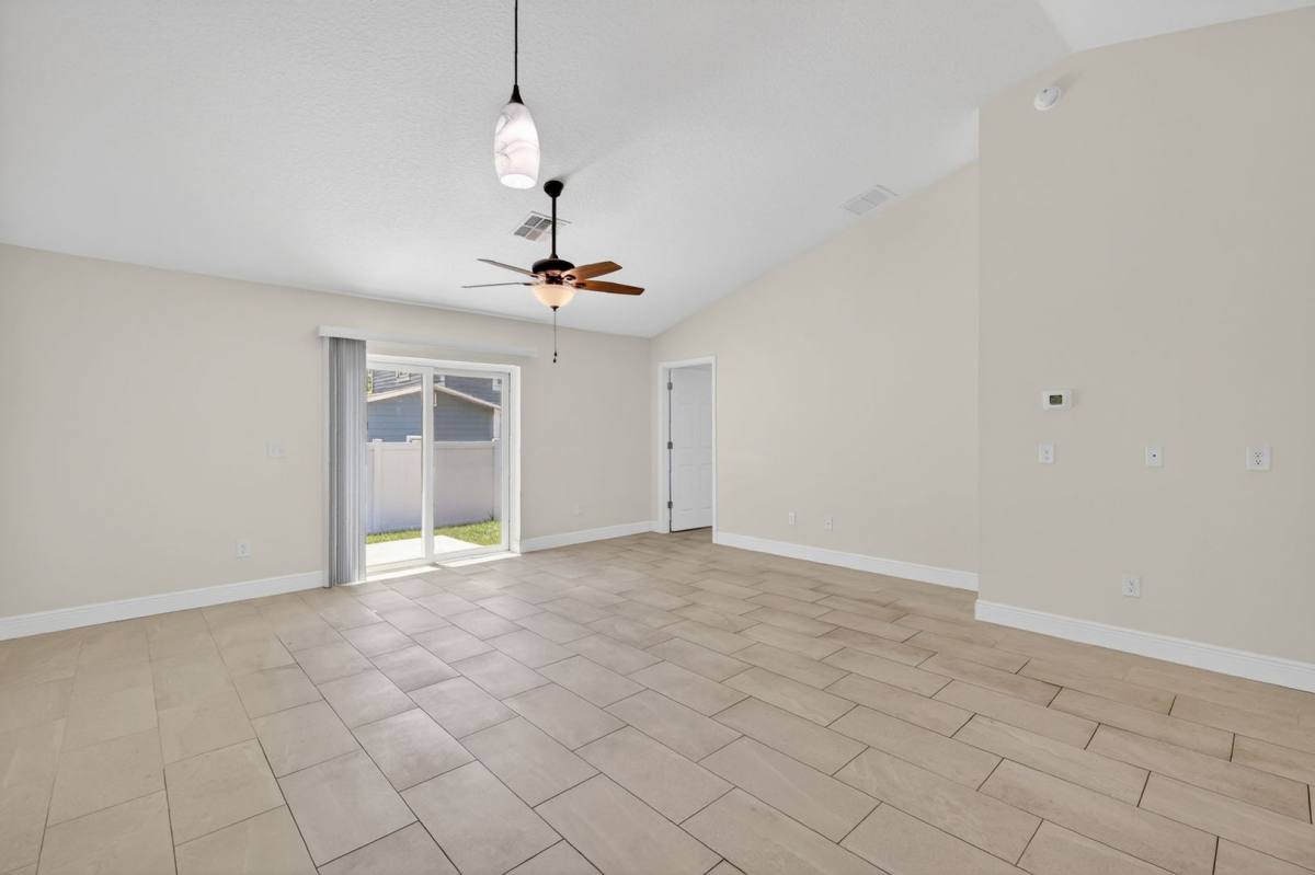 Apartment for rent at 116 Dewitt Court, Eustis, FL 32726