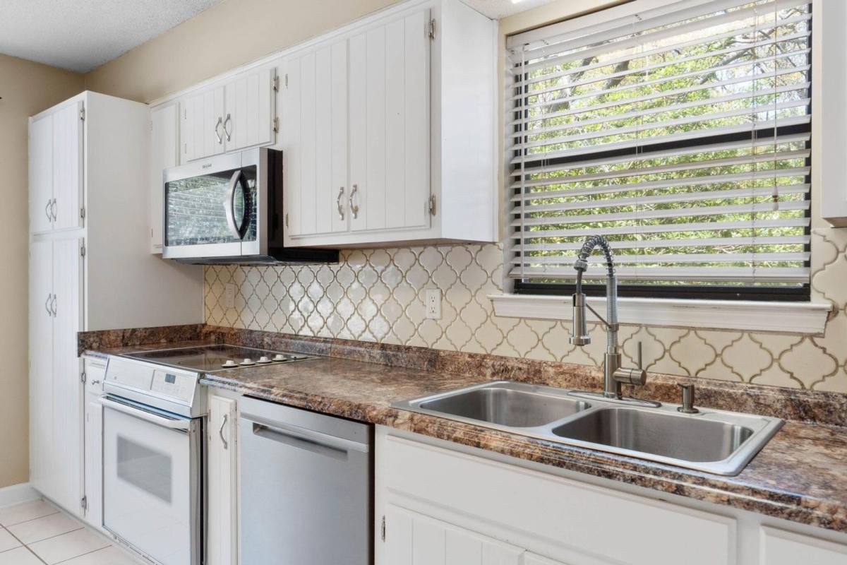 House for rent at 519 Matthew St, Niceville, FL 32578