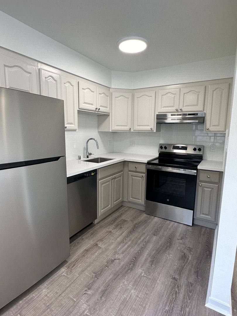 Apartment for rent at 675 Monterey Blvd, San Francisco, CA 94127