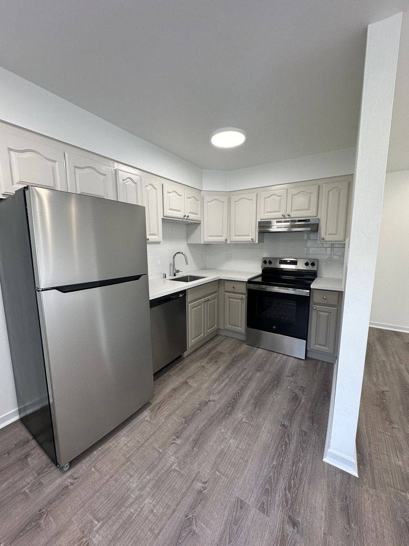 Apartment for rent at 675 Monterey Blvd, San Francisco, CA 94127