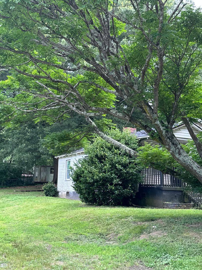 House for rent at 1311 Jay Ave, Gastonia, NC 28052