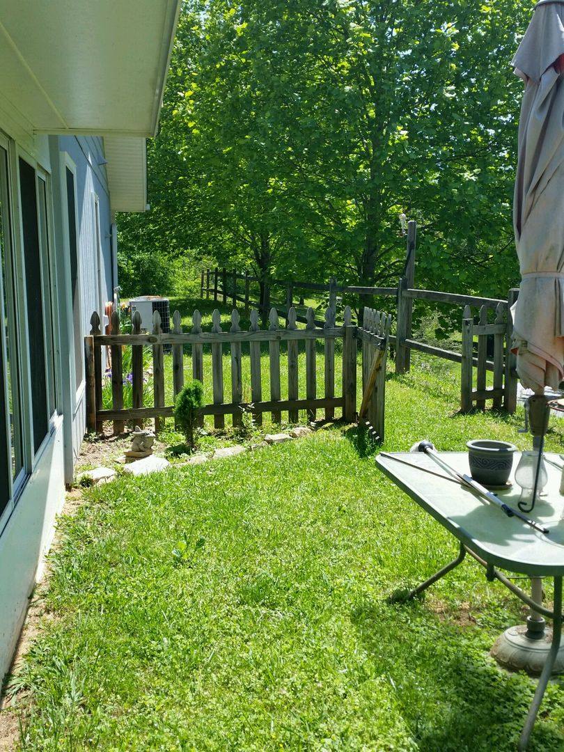 Apartment for rent at 43 Discovery Place #1, Sylva, NC 28779