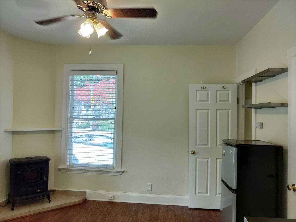 Apartment for rent at 405 Kipling St, Palo Alto, CA 94301