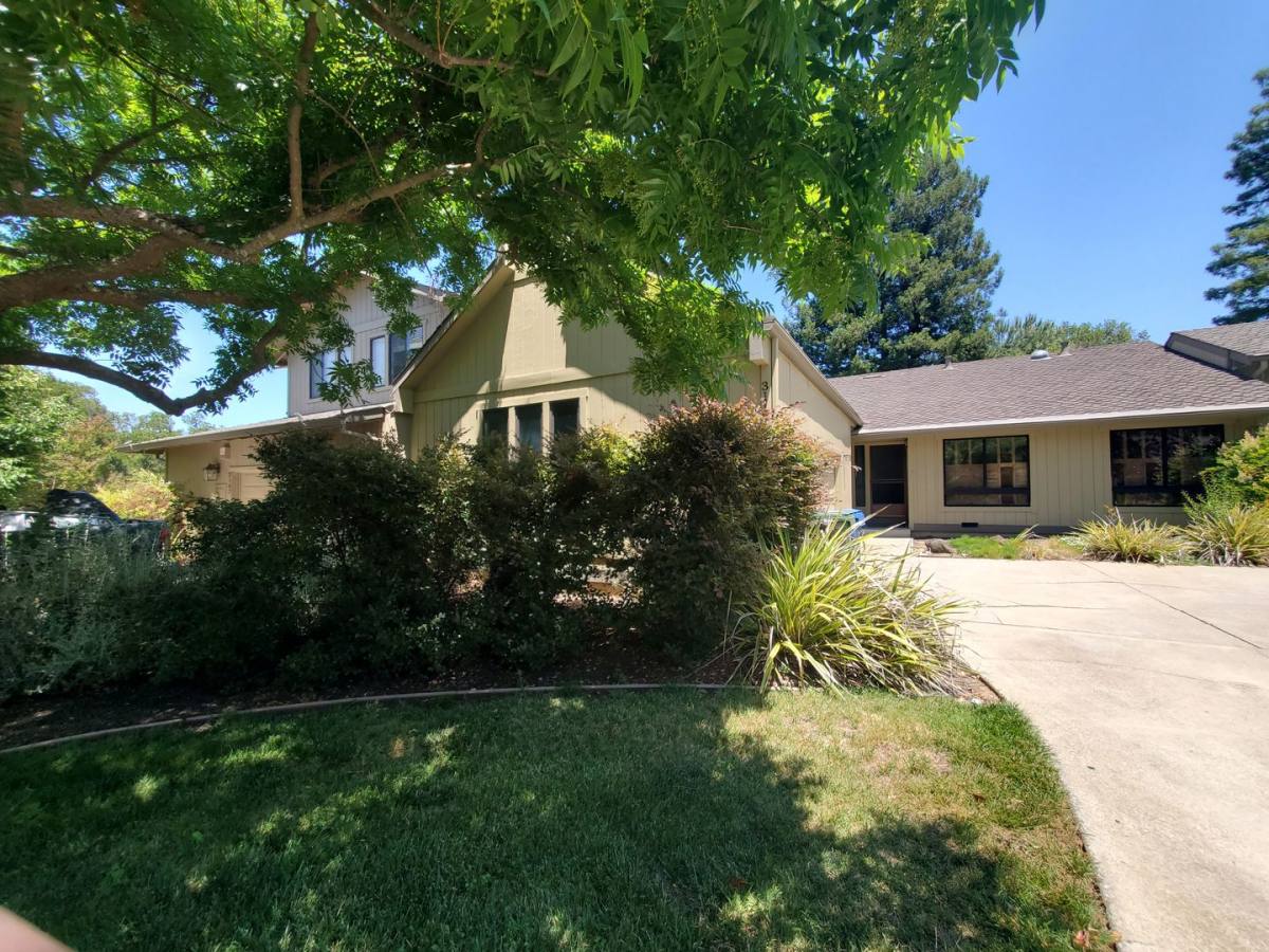 Townhouse for rent at 3113 Lippizaner Lane, Walnut Creek, CA 94598