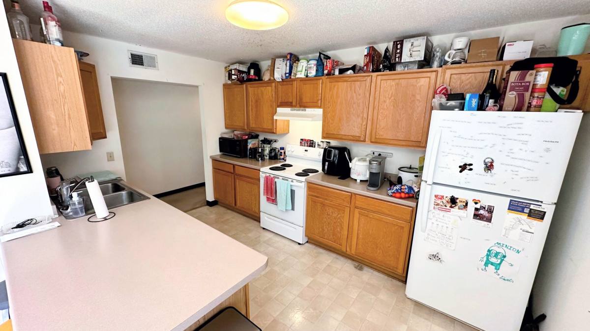 Apartment for rent at 133 27th Ave SE, Minneapolis, MN 55414