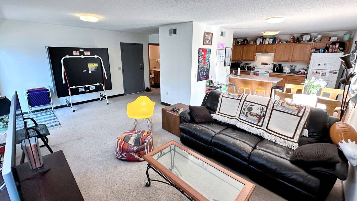 Apartment for rent at 133 27th Ave SE, Minneapolis, MN 55414