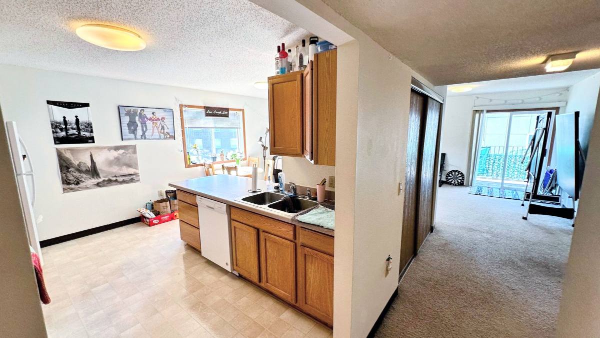 Apartment for rent at 133 27th Ave SE, Minneapolis, MN 55414