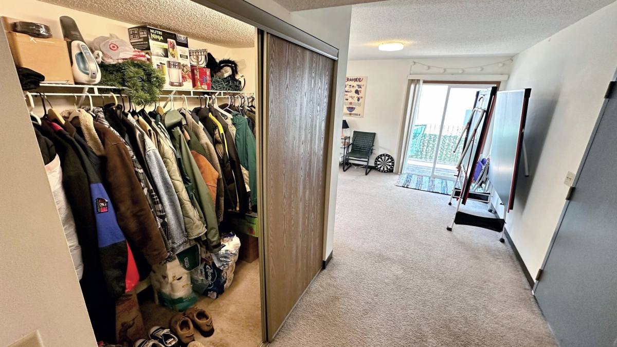 Apartment for rent at 133 27th Ave SE, Minneapolis, MN 55414