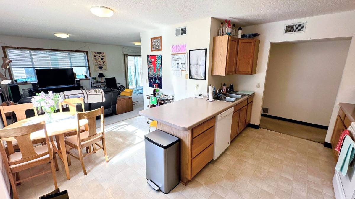 Apartment for rent at 133 27th Ave SE, Minneapolis, MN 55414