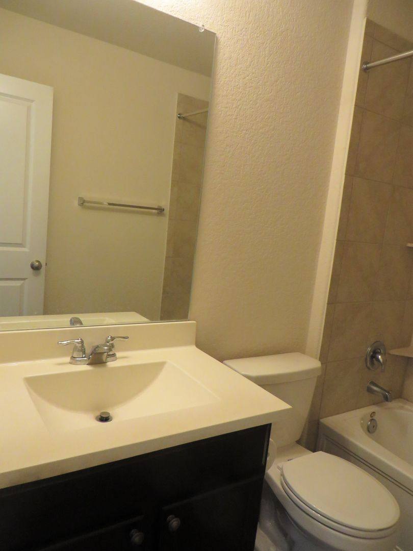 House for rent at 400 Major Lee Lane, Jarrell, TX 76537