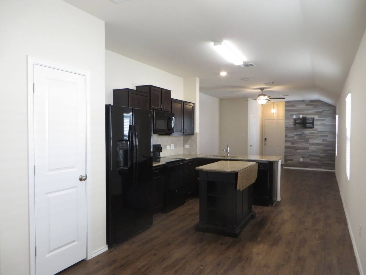 House for rent at 400 Major Lee Lane, Jarrell, TX 76537