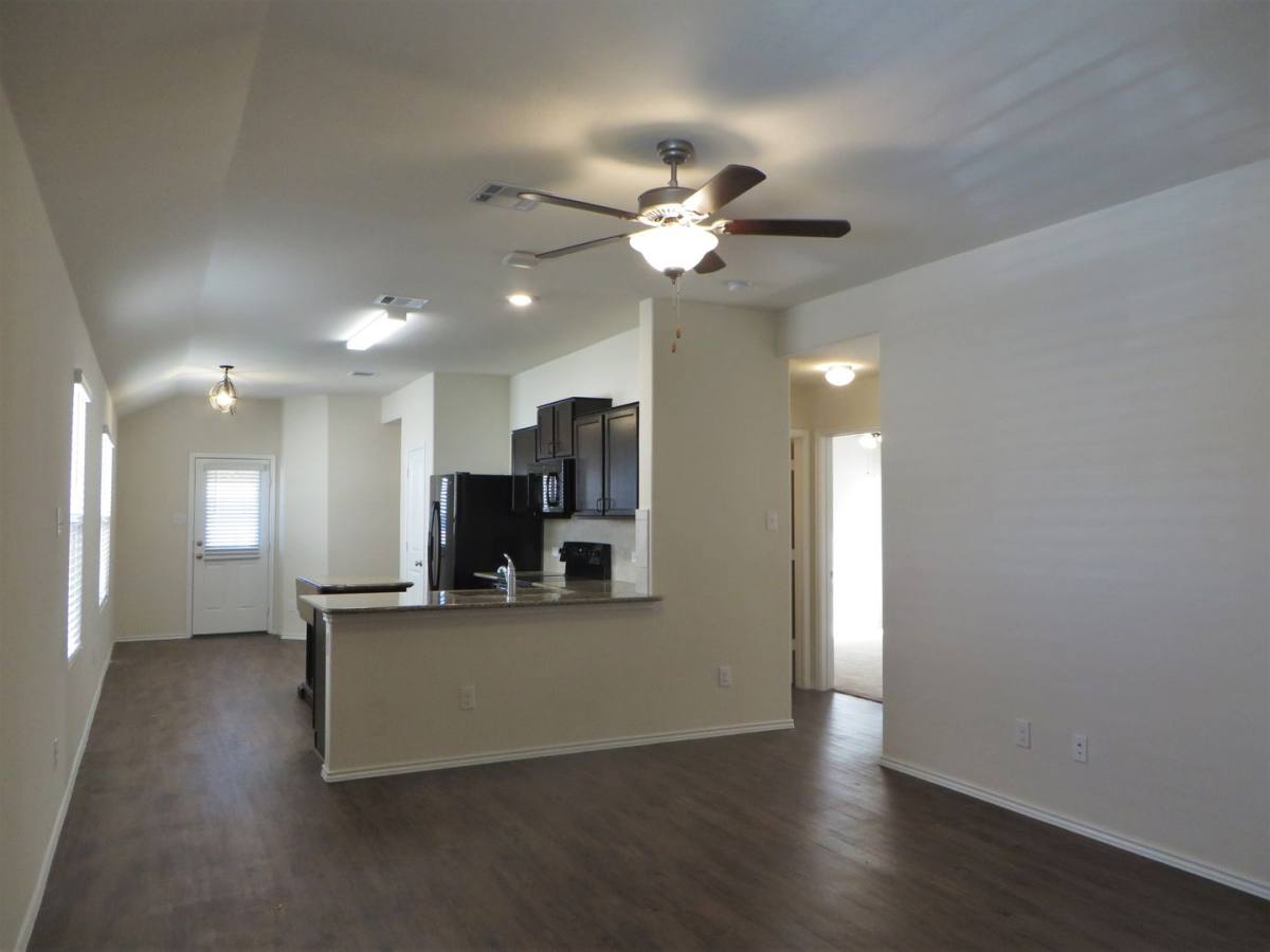 House for rent at 400 Major Lee Lane, Jarrell, TX 76537