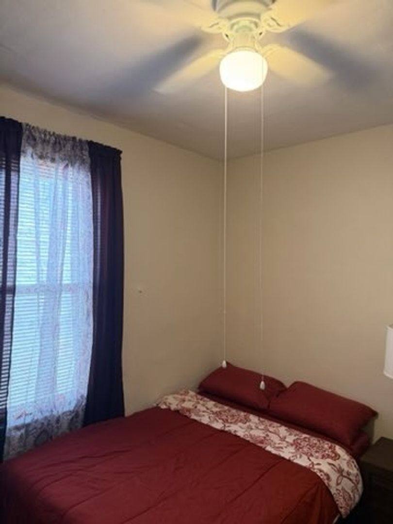 Townhouse for rent at 4209 Euclid Ave, Baltimore, MD 21229