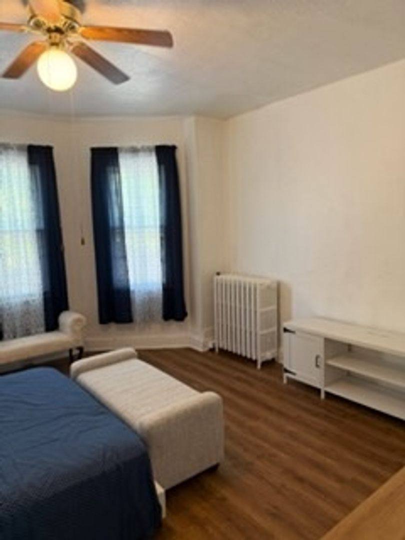 Townhouse for rent at 4209 Euclid Ave, Baltimore, MD 21229