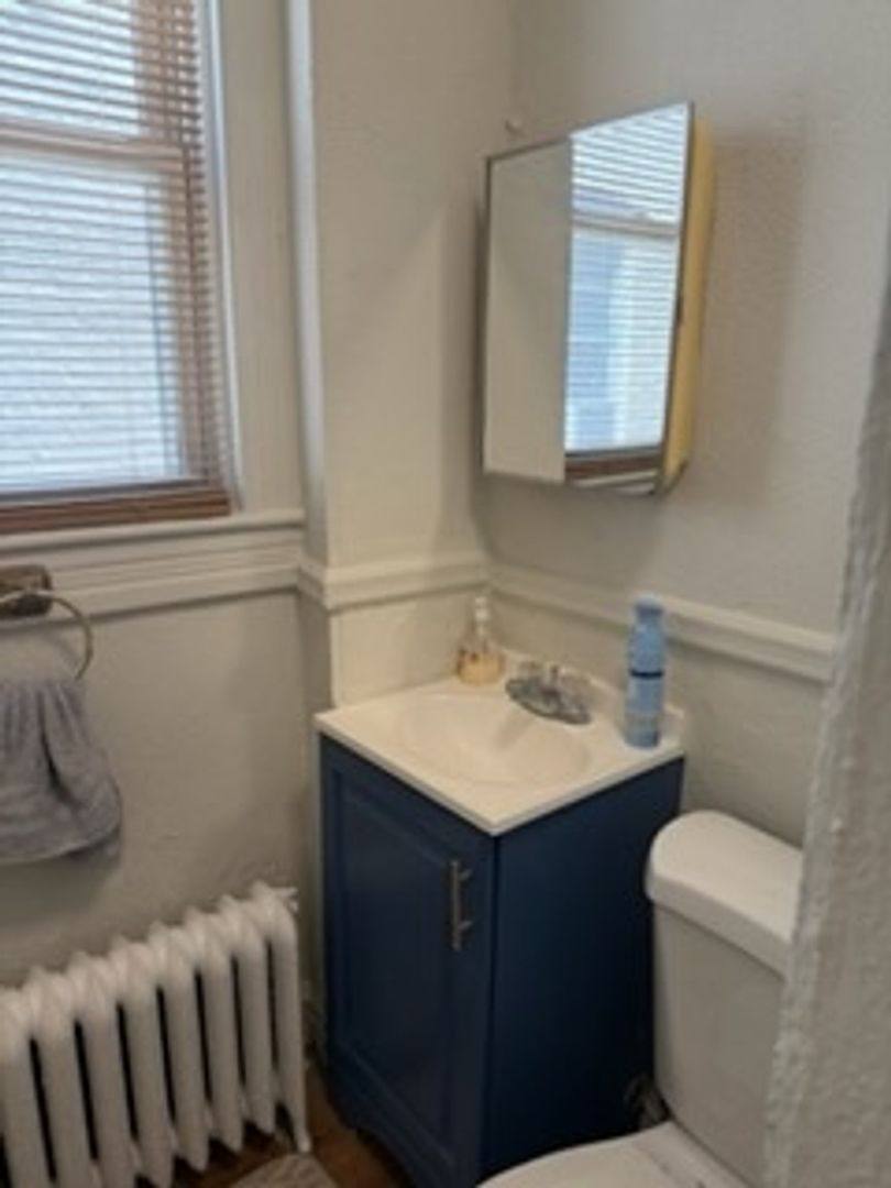 Townhouse for rent at 4209 Euclid Ave, Baltimore, MD 21229
