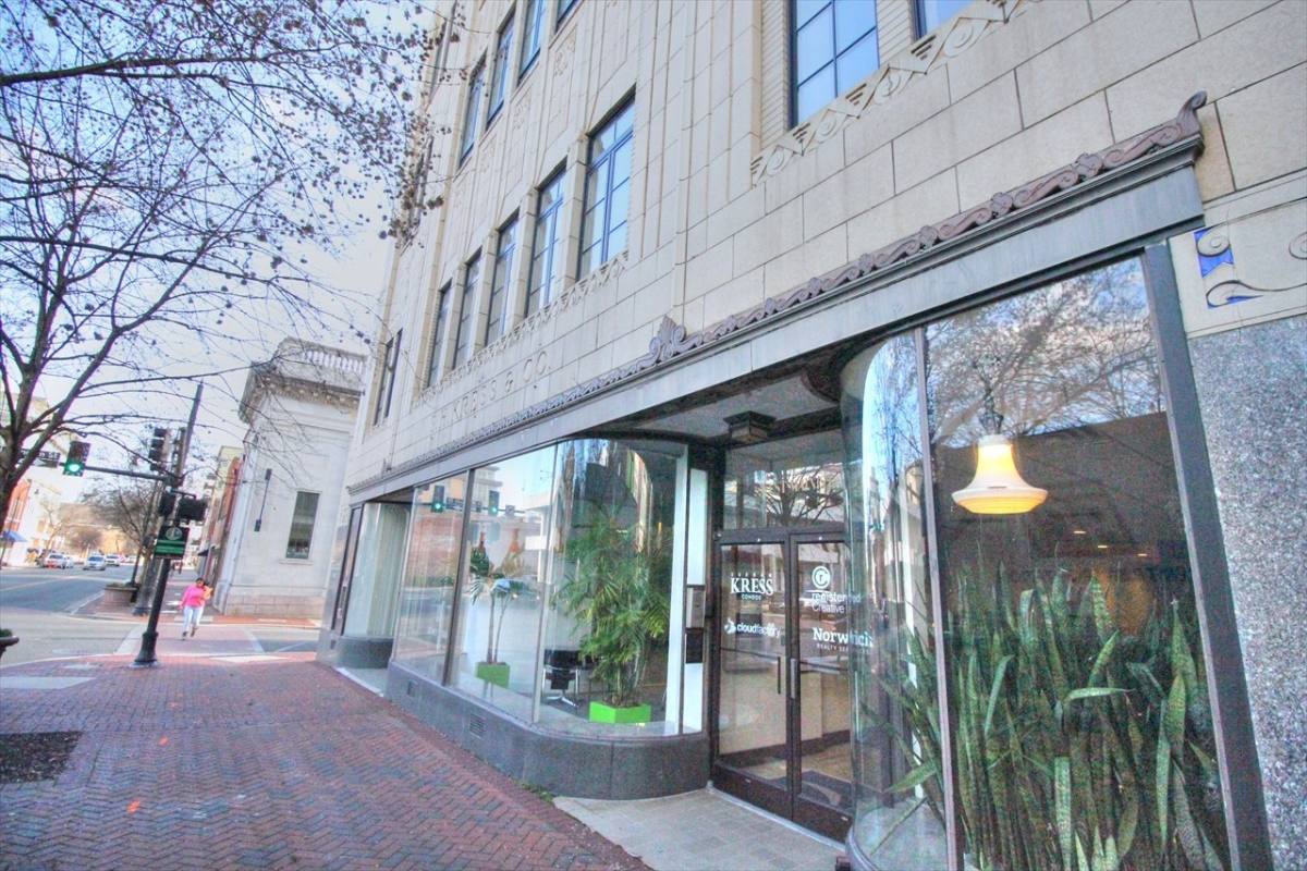 Condo for rent at 103 W Main St #406, Durham, NC 27701