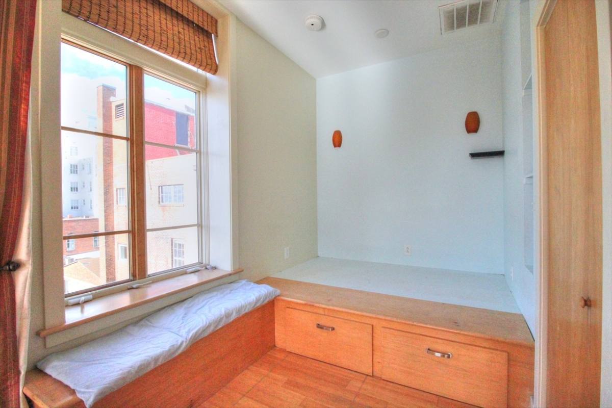 Condo for rent at 103 W Main St #406, Durham, NC 27701