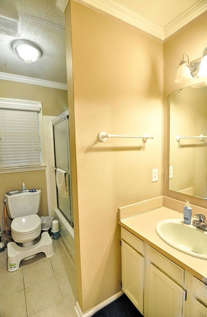 Townhouse for rent at 2516 Foxwood, Chapel Hill, NC 27514