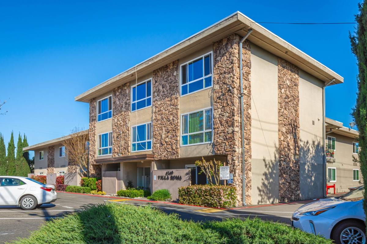 Apartment for rent at 4349 Marconi Ave, Sacramento, CA 95821