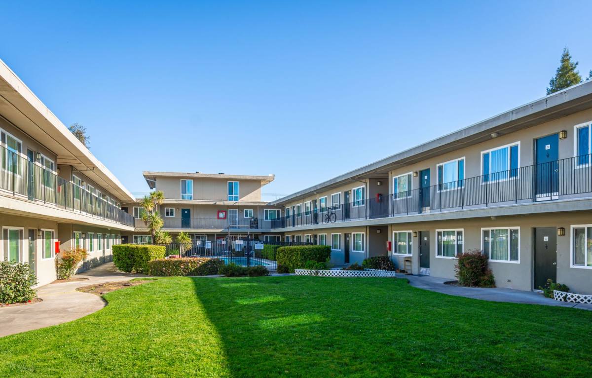 Apartment for rent at 4349 Marconi Ave, Sacramento, CA 95821