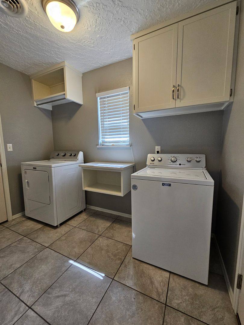 House for rent at 1202 Glenwood St, Norman, OK 73069