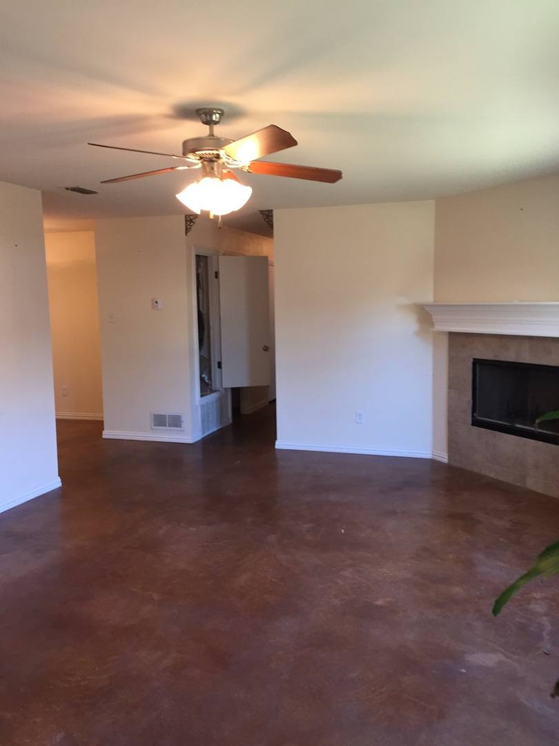 Apartment for rent at 1006 Jameson, Weatherford, TX 76086
