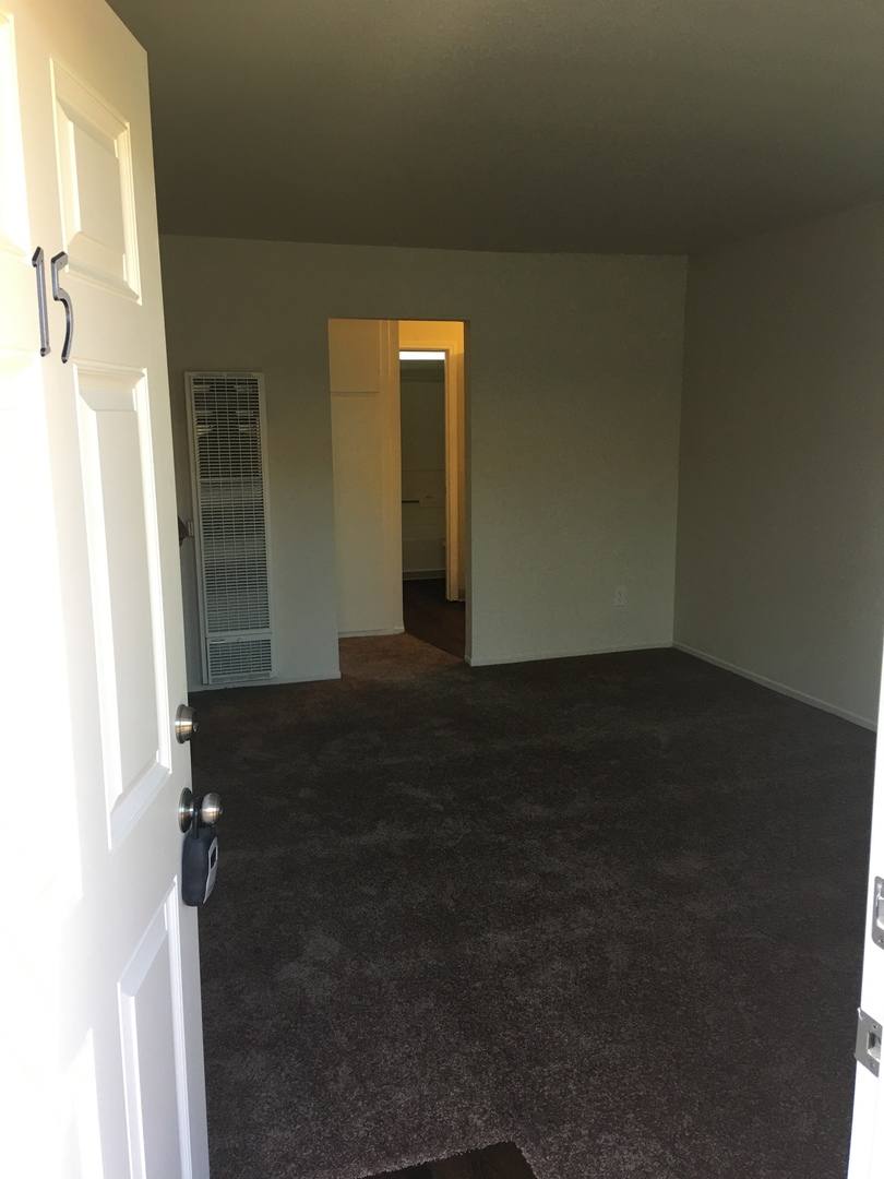 Apartment for rent at 428 16th St, Huntington Beach, CA 92648