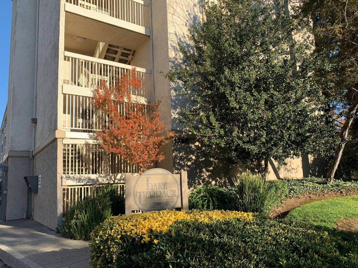 Condo for rent at 1790 Ellis St, Concord, CA 94520