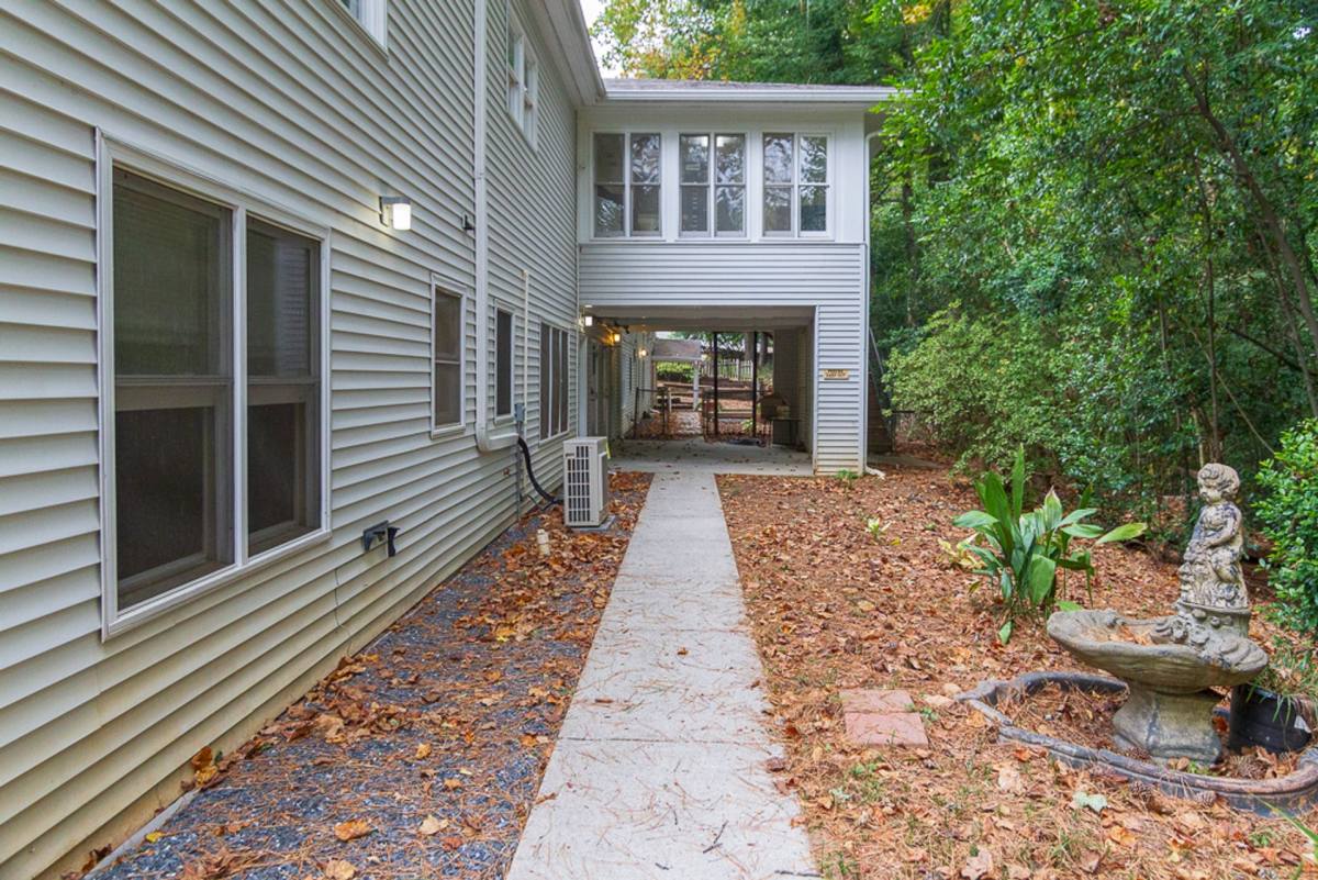 Apartment for rent at 1790 Lavista Rd NE, Atlanta, GA 30329