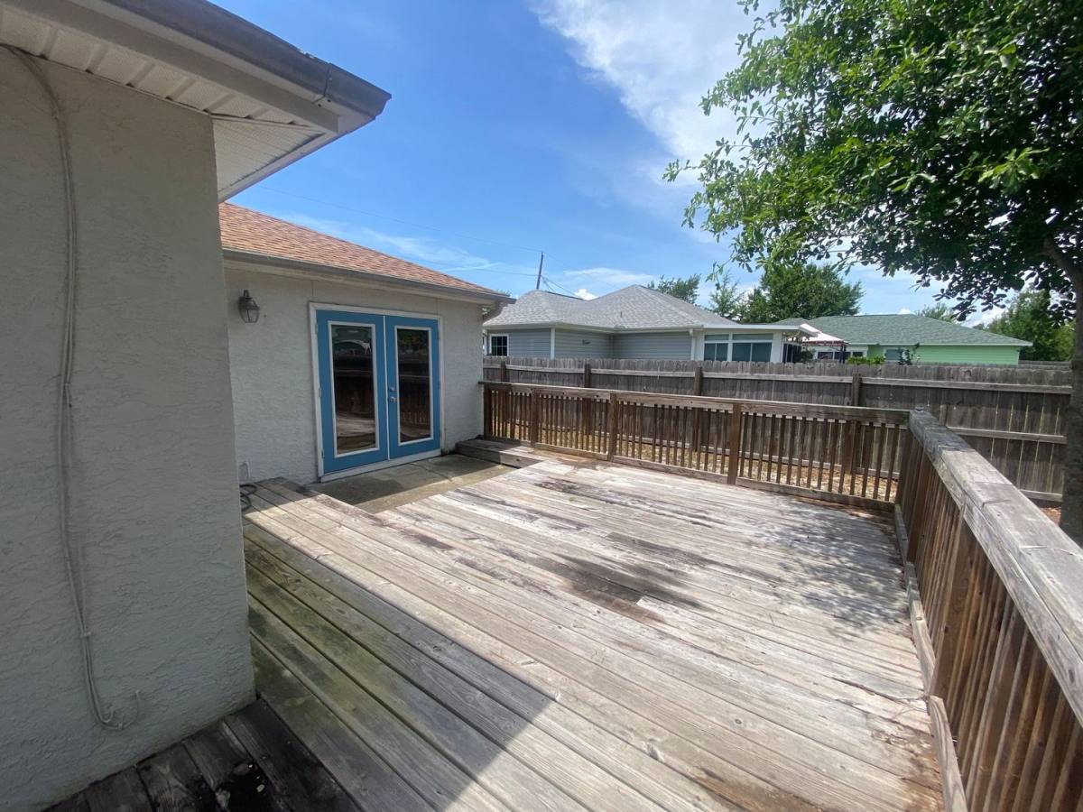 House for rent at 1609 Louisiana Ave, Lynn Haven, FL 32444