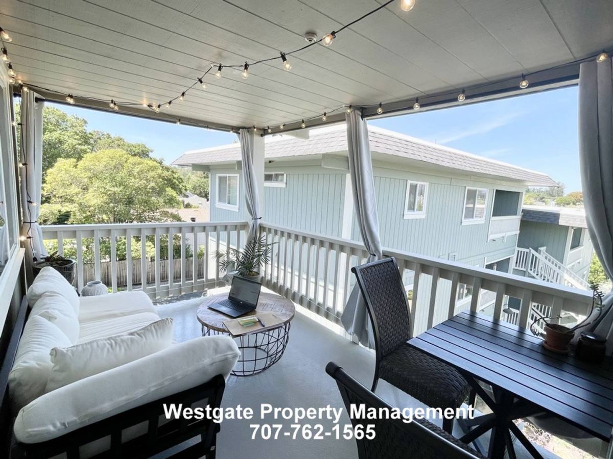 Condo for rent at 142 Cherry St, Petaluma, CA 94952