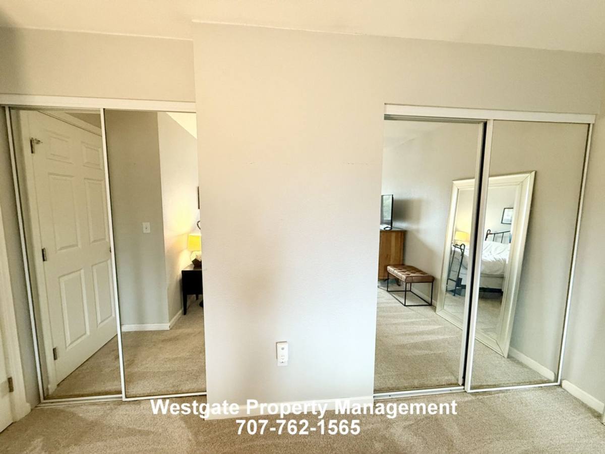 Condo for rent at 142 Cherry St, Petaluma, CA 94952