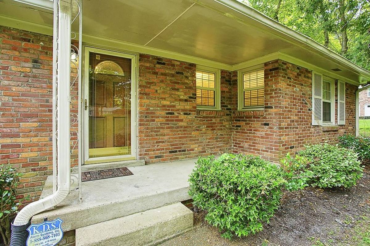 House for rent at 713 Farrell Rd, Nashville, TN 37220