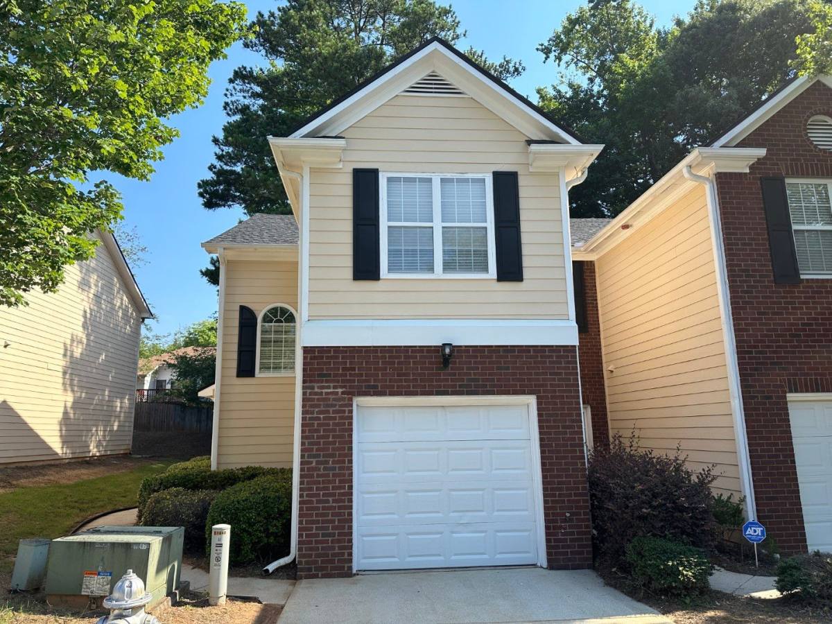 Townhouse for rent at 7040 Biltmore Trace, Lithonia, GA 30058
