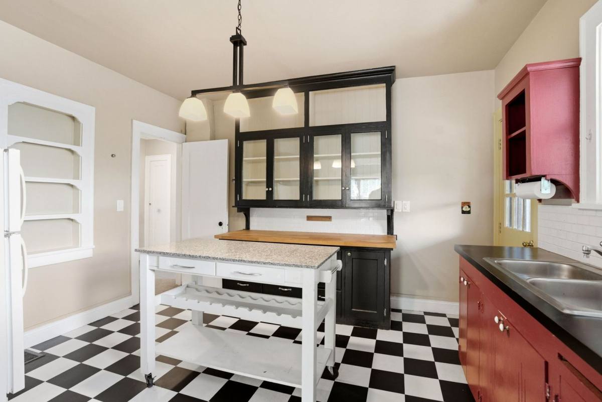 Apartment for rent at 3736 S Kelly Ave, Portland, OR 97239