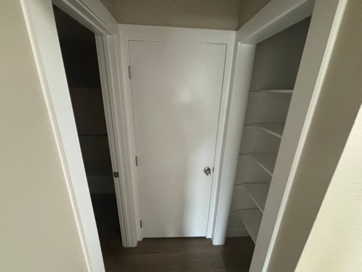 Apartment for rent at 526 E 18th St, Carroll, IA 51401