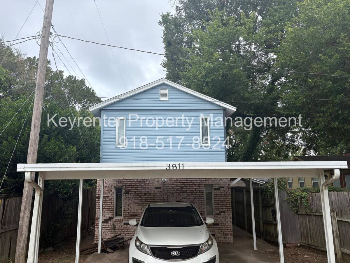 Apartment for rent at 3811 E 15th St, Tulsa, OK 74112