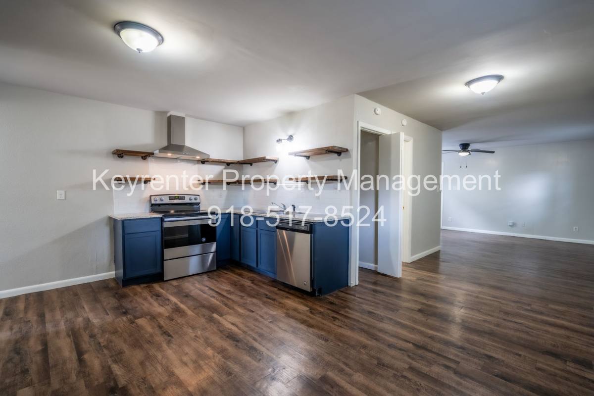 Apartment for rent at 3811 E 15th St, Tulsa, OK 74112