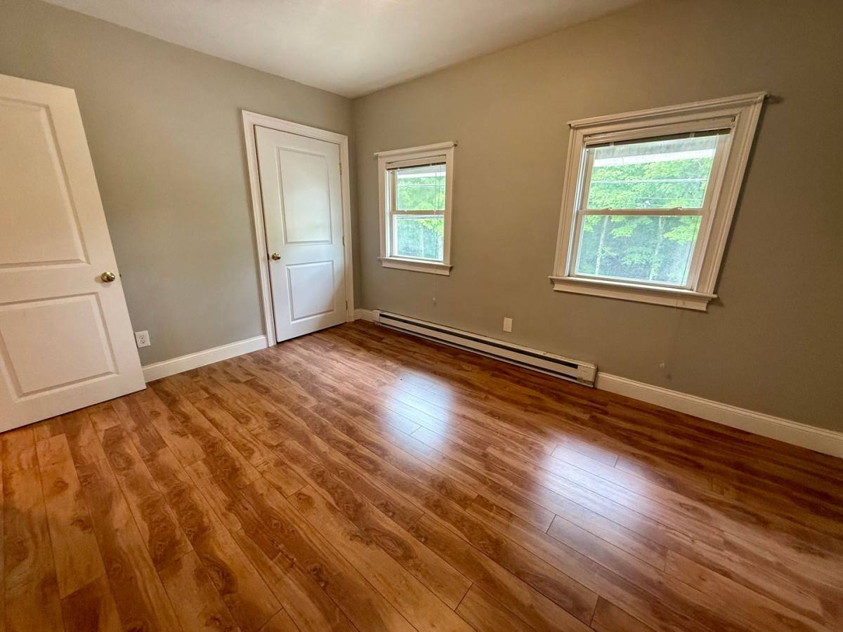 Apartment for rent at 4 Providence Rd, Sutton, MA 01590