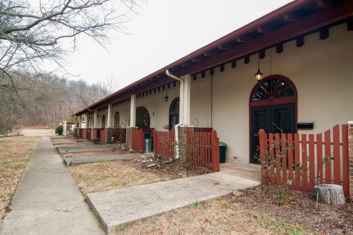 House for rent at 214 Old Hickory Blvd, Nashville, TN 37221