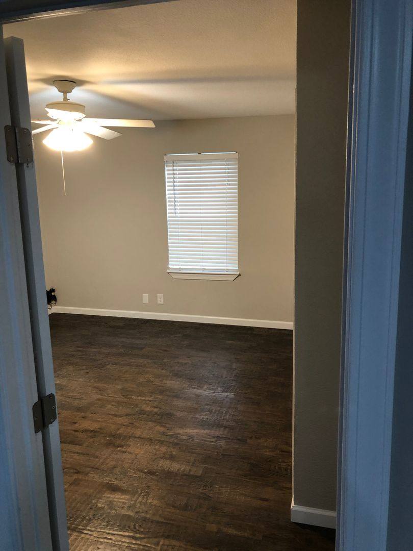 House for rent at 3210 Bryn Mawr Dr, Irving, TX 75062