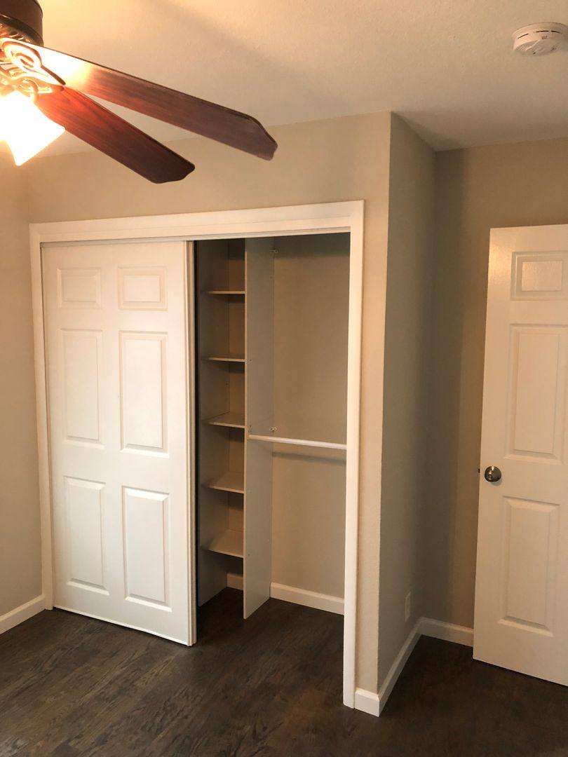 House for rent at 3210 Bryn Mawr Dr, Irving, TX 75062