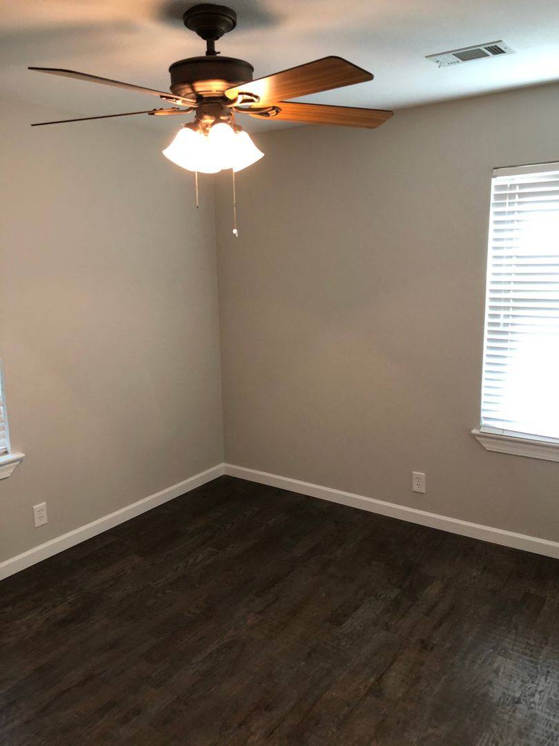 House for rent at 3210 Bryn Mawr Dr, Irving, TX 75062