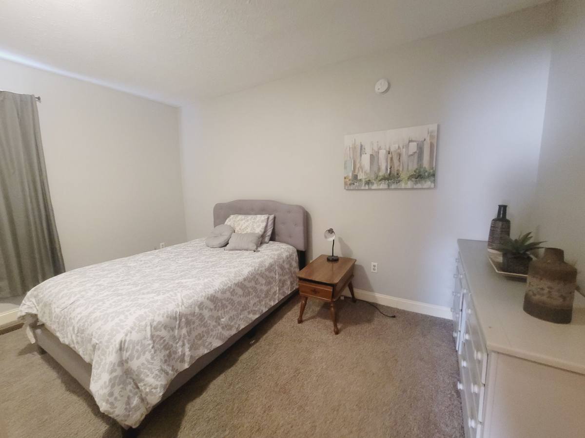 Apartment for rent at 1000 Taylor St, Lynchburg, VA 24504