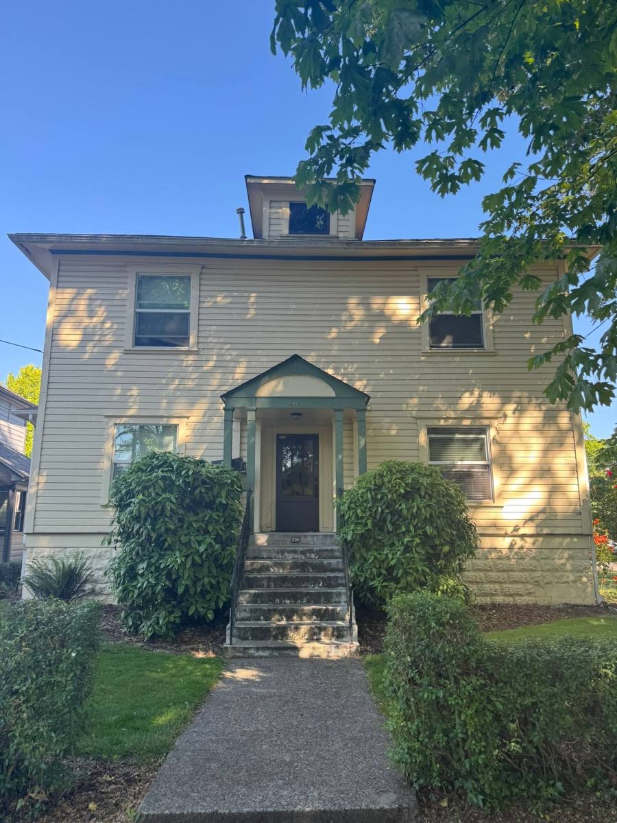 Apartment for rent at 205 NW 11th St, Corvallis, OR 97330