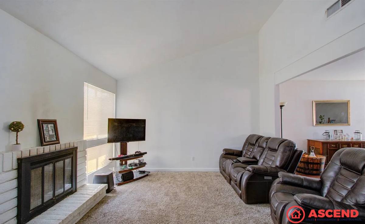 House for rent at 4412 San Miguel Way, Bakersfield, CA 93306