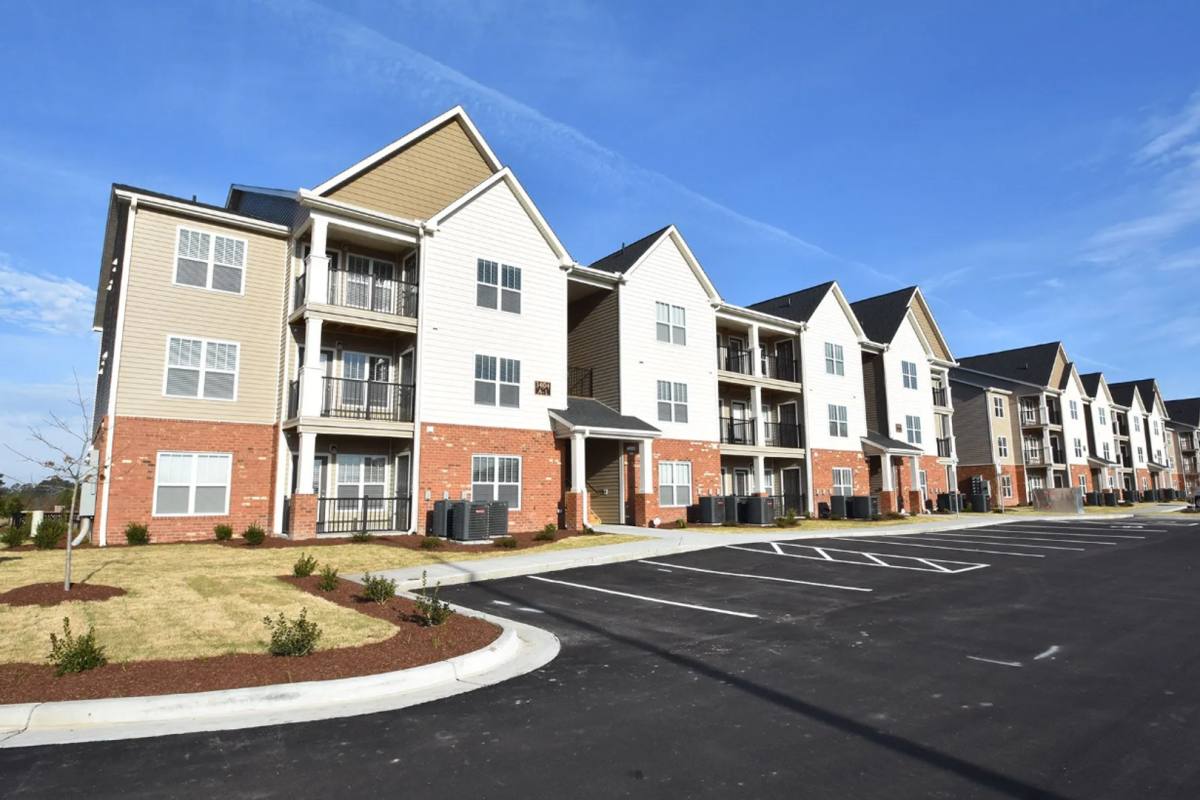 Apartment for rent at 3400 Briarcliff Dr, Greenville, NC 27834