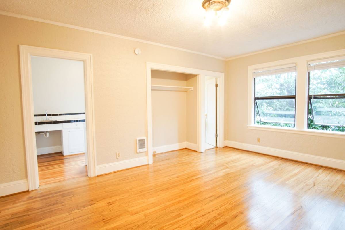 Apartment for rent at 130 NW 19th Ave, Portland, OR 97209