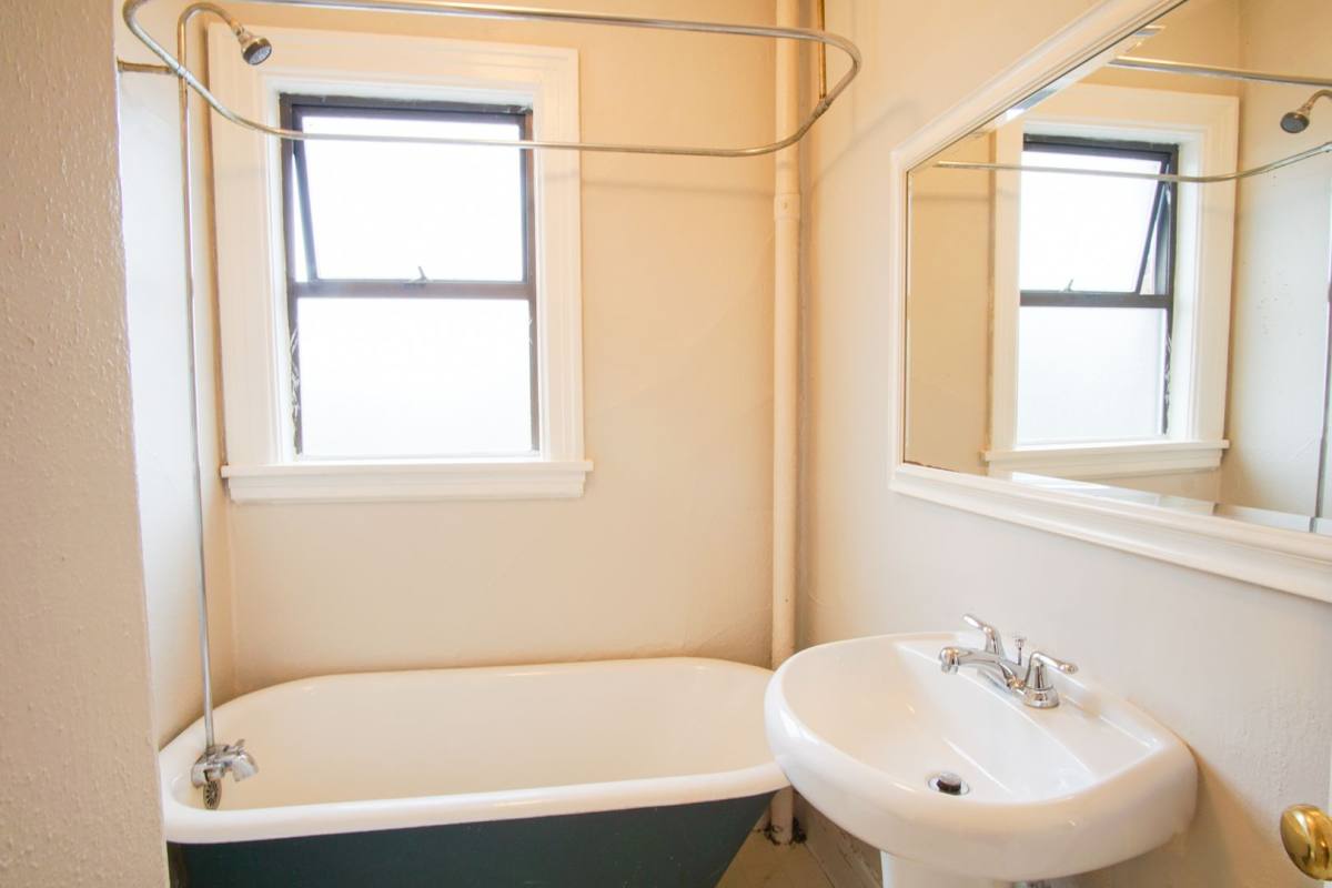 Apartment for rent at 130 NW 19th Ave, Portland, OR 97209